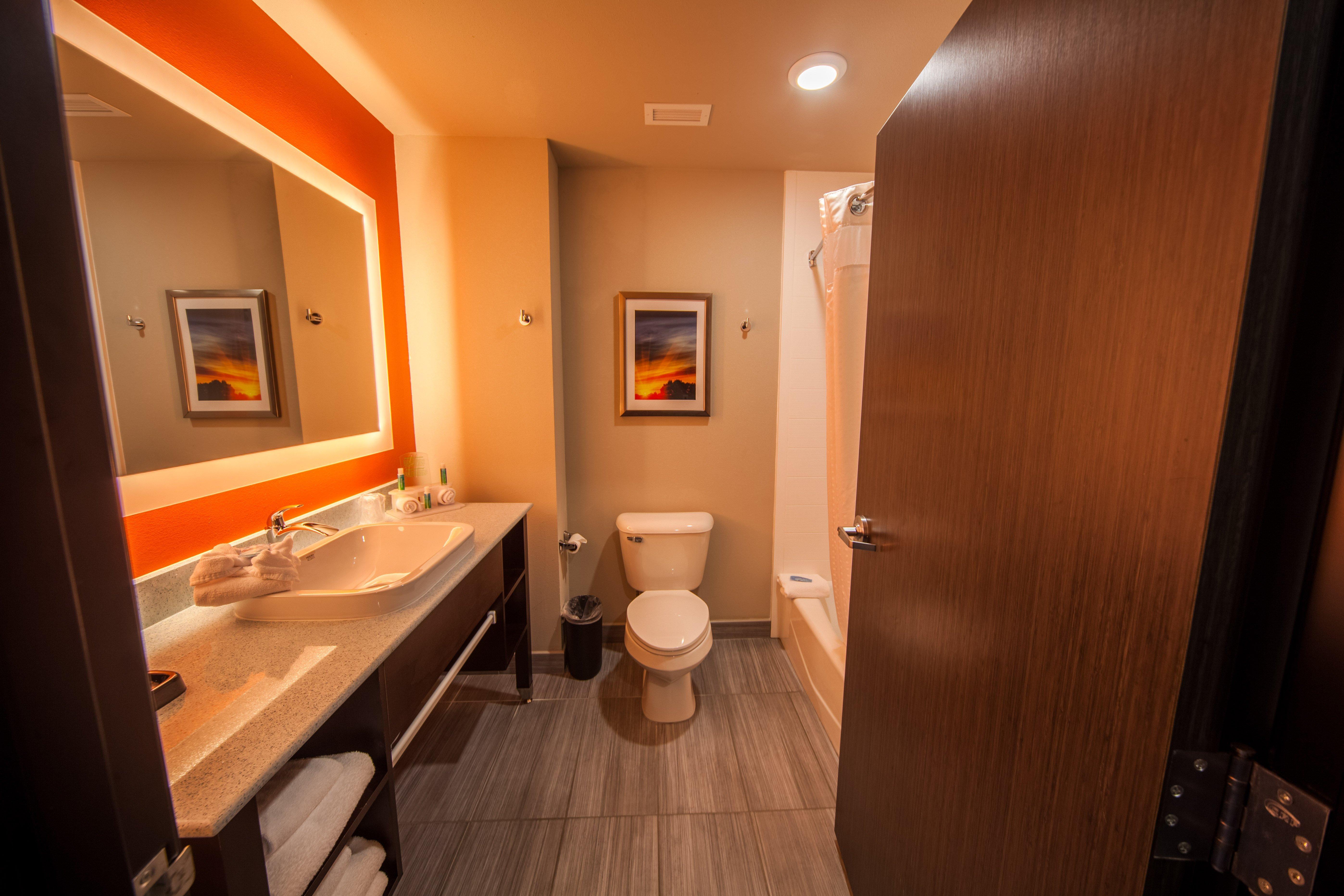 Holiday Inn Express & Suites Oklahoma City Southeast By Ihg Exteriör bild